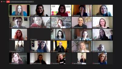 Дівчата-програмісти найкращі на хакатоні «Як зацікавити дівчат енергетикою»