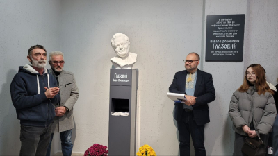 У ДУЕТ відбулося відкриття бюста Павлу Глазовому