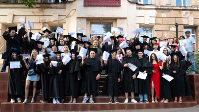 Вручення дипломів ІЕБО