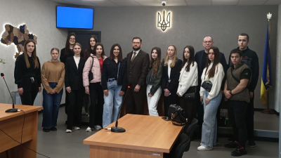 Практична юриспруденція: студенти ДУЕТ відвідали Інгулецький районний суд